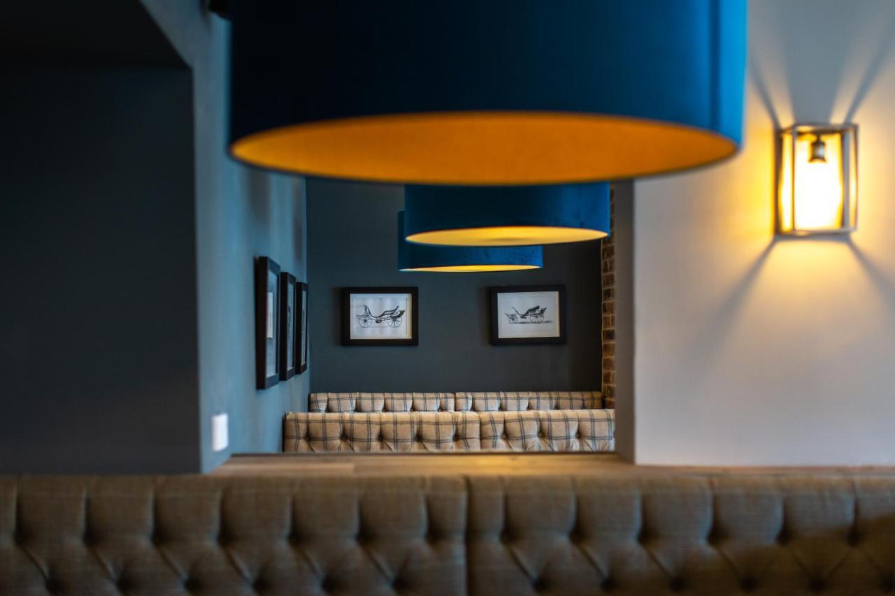 Coach House Inn ดอร์เชสเตอร์ ภายนอก รูปภาพ