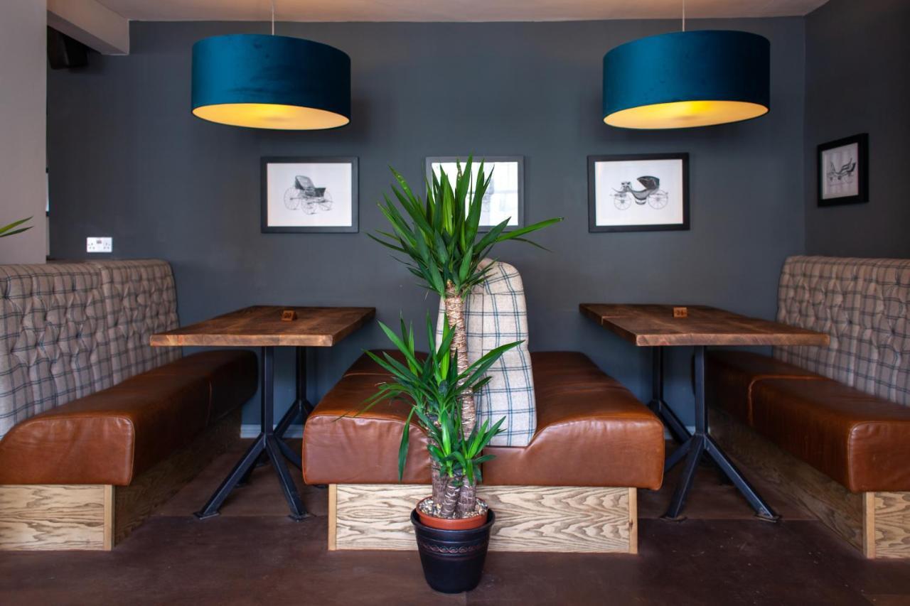 Coach House Inn ดอร์เชสเตอร์ ภายนอก รูปภาพ