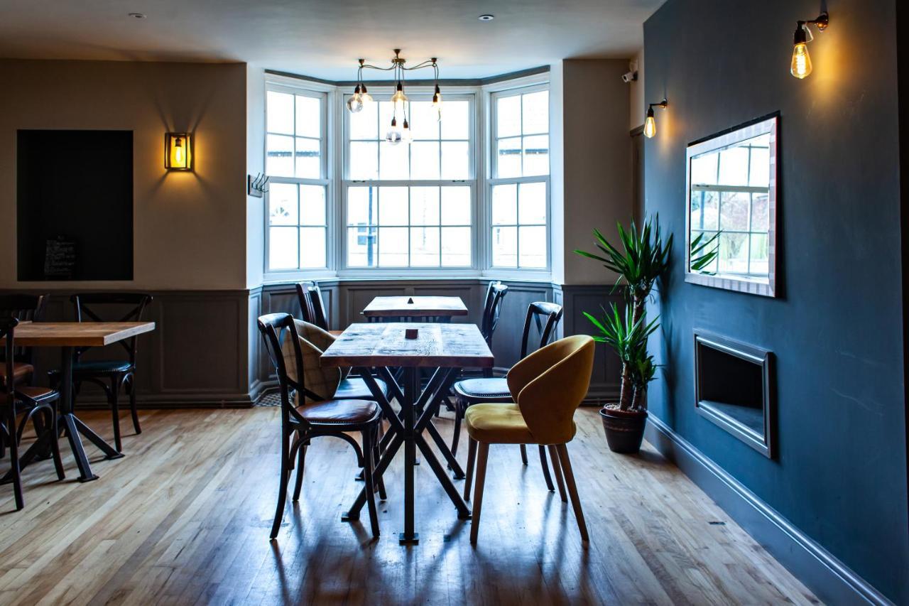 Coach House Inn ดอร์เชสเตอร์ ภายนอก รูปภาพ